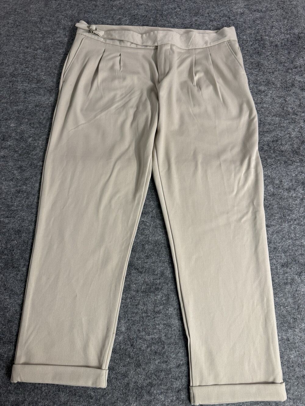 Ganzel Men’s Pleated Dress Pants 42x30 Beige Cuffed Side Buckle Gurkha N171